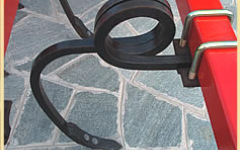 Particolare molla quadra 25x25 / 30x30